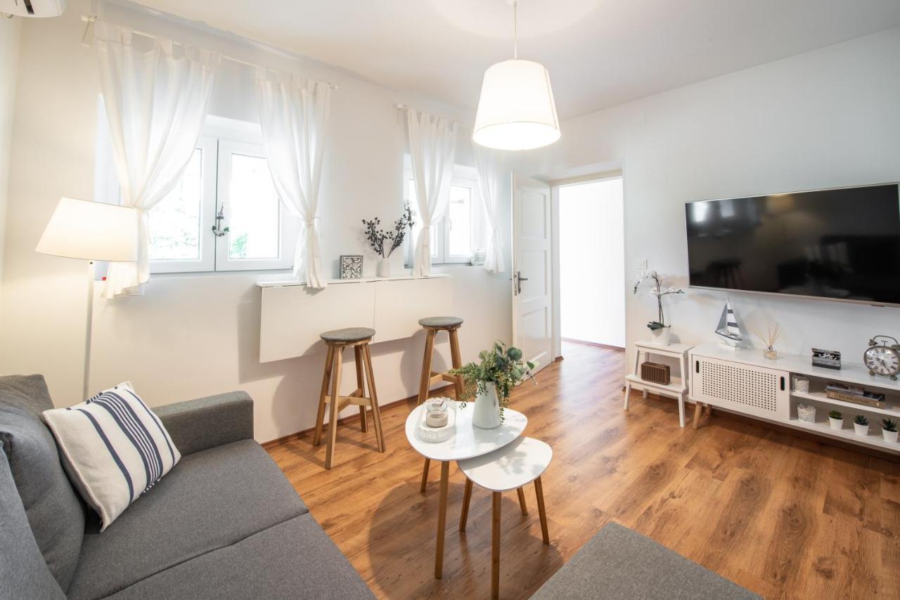 Apartment Near Old Town, Free Parking & Huge Garden Ντουμπρόβνικ Εξωτερικό φωτογραφία